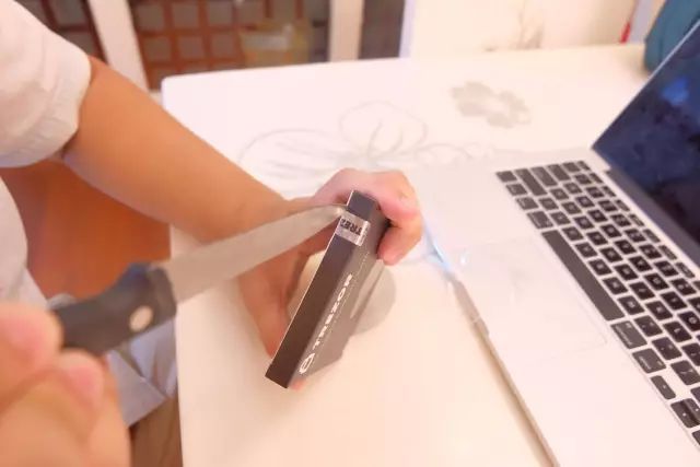 TREZOR硬件钱包开箱评测及使用教程！