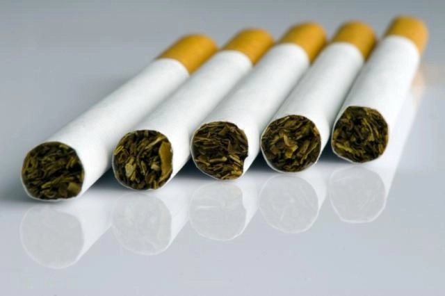 网上买烟的正规软件哪个最好_手机上买烟的正规软件合集_外烟网购app大全