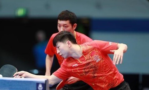 许昕表情包动图图片大全_许昕表情包向你敬礼图片分享_许昕搞笑动图表情包图片合集