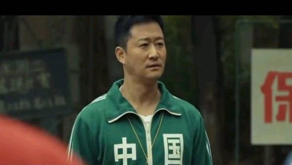 吴京限定奥运表情包有哪些_吴京表情包中国原图大全_吴京中国衣服表情包推荐